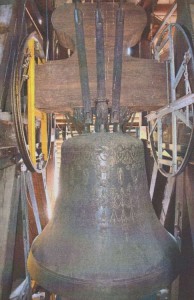 Große Glocke im Stadtpfarrturm St. Nikolaus